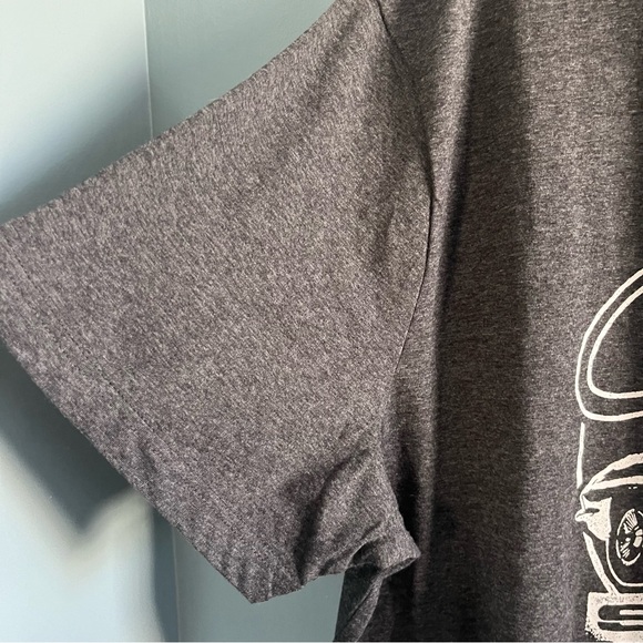 GM Official Licensed Corvette 1963 Sting Ray Hybrid Apparel Tee - Picture 6 of 8